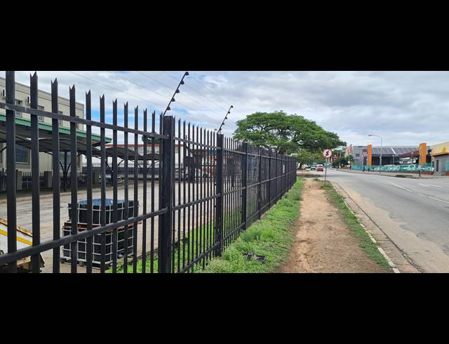 1,300M² WAREHOUSE FOR SALE IN NELSPRUIT INDUSTRIAL